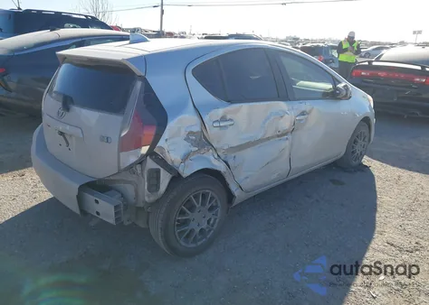 2015 Toyota Prius C Two from USA, damaged, VIN JTDKDTB38F1577237